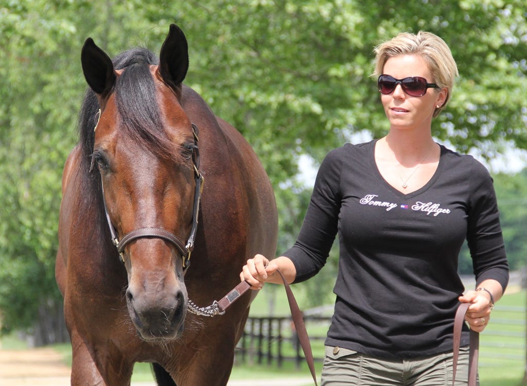 Harness Sarah Svanstedt Enjoying The Ride As Amateur Driver 3757